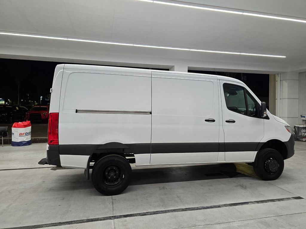 Used 2024 Mercedes-Benz Sprinter 3500 w/ Parking Package image 9