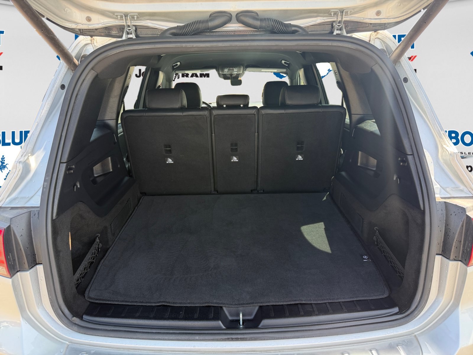 Used 2022 Mercedes-Benz GLB 35 AMG 4MATIC image 22