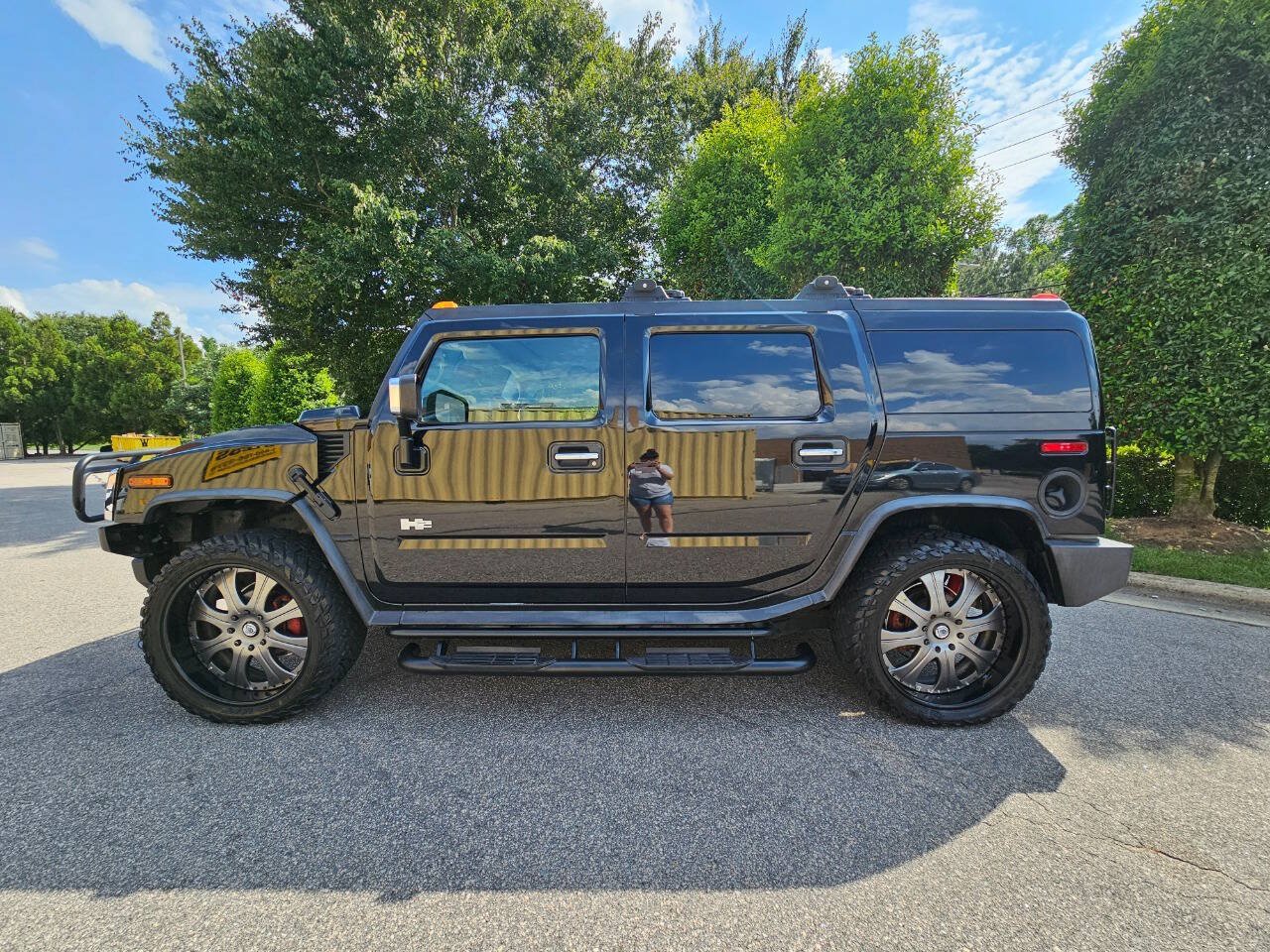 Used 2003 HUMMER H2 w/ Preferred Equipment Group AWD/4WD image 2