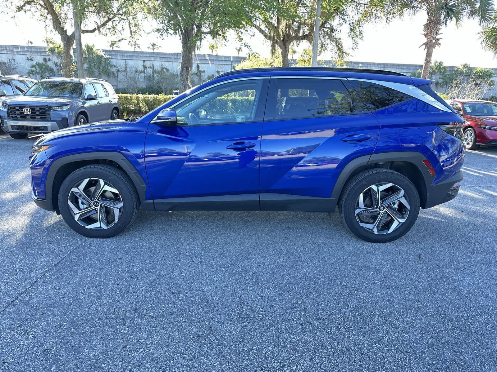 Used 2024 Hyundai Tucson Limited AWD/4WD image 3