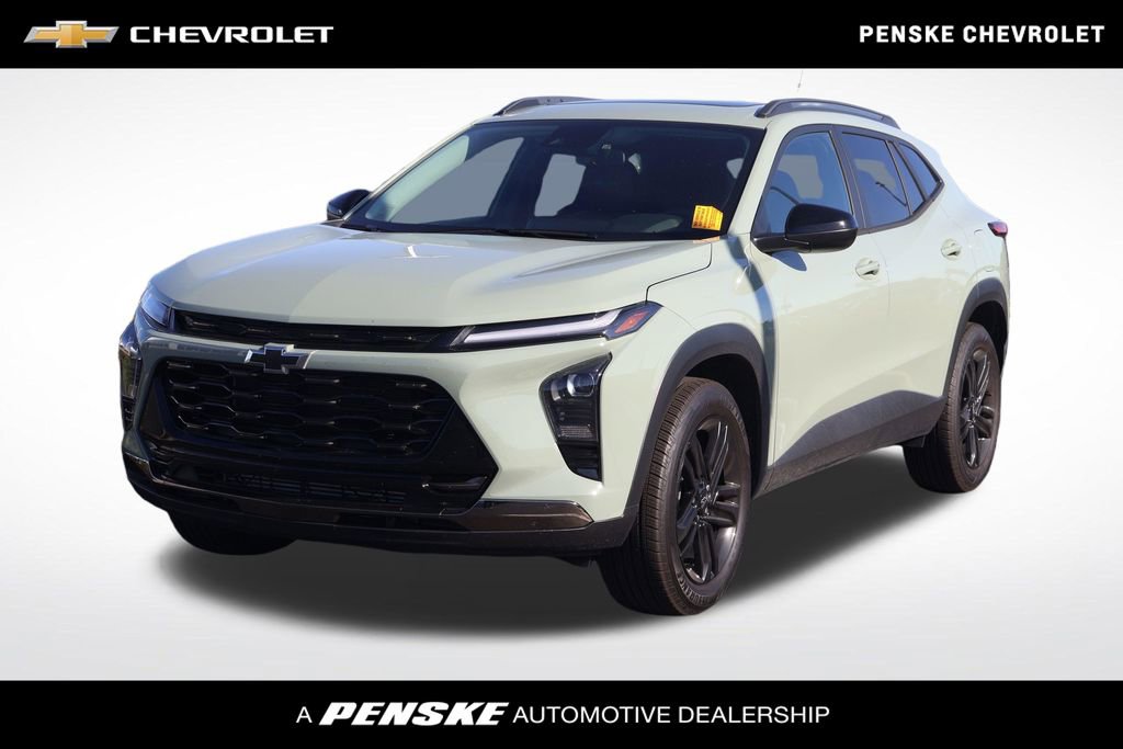 Used 2026 Chevrolet Trax ACTIV w/ Sunroof Package FWD image 1