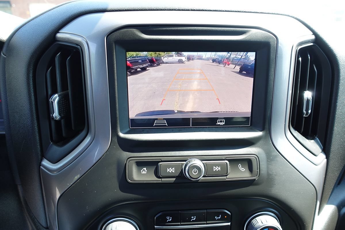 Used 2024 Chevrolet Silverado 1500 Custom AWD/4WD image 40