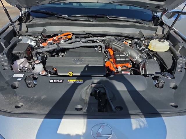 Used 2025 Lexus TX 550h AWD Plug-In Hybrid w/ Technology Package image 31