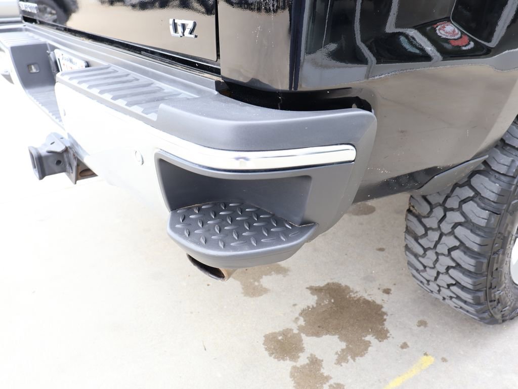 Used 2015 Chevrolet Silverado 2500 LTZ w/ LTZ Plus Package AWD/4WD image 30