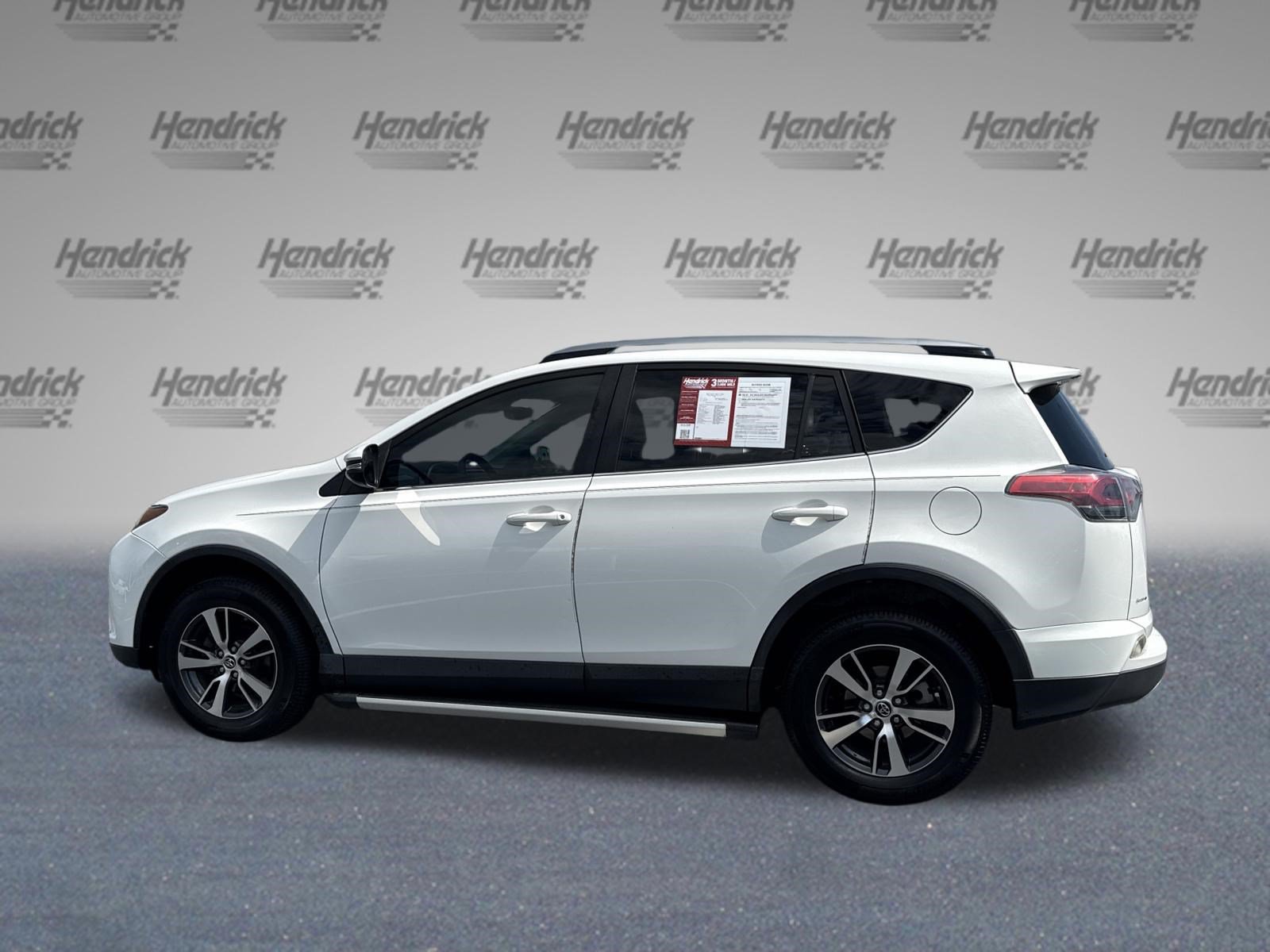 Used 2017 Toyota RAV4 XLE FWD image 7