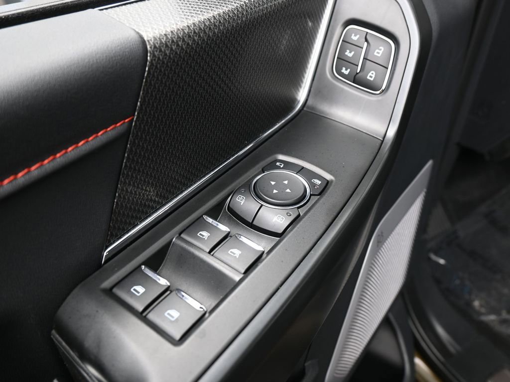 Used 2025 Ford F150 Raptor image 14