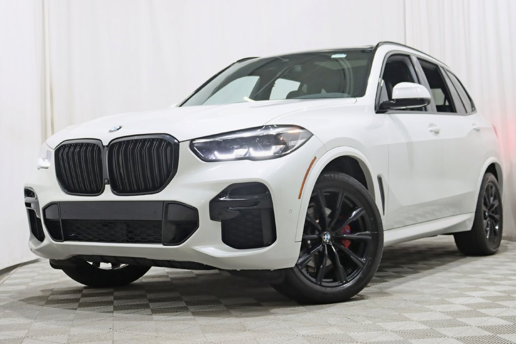 Used 2023 BMW X5 xDrive40i w/ M Sport Package AWD/4WD image 5
