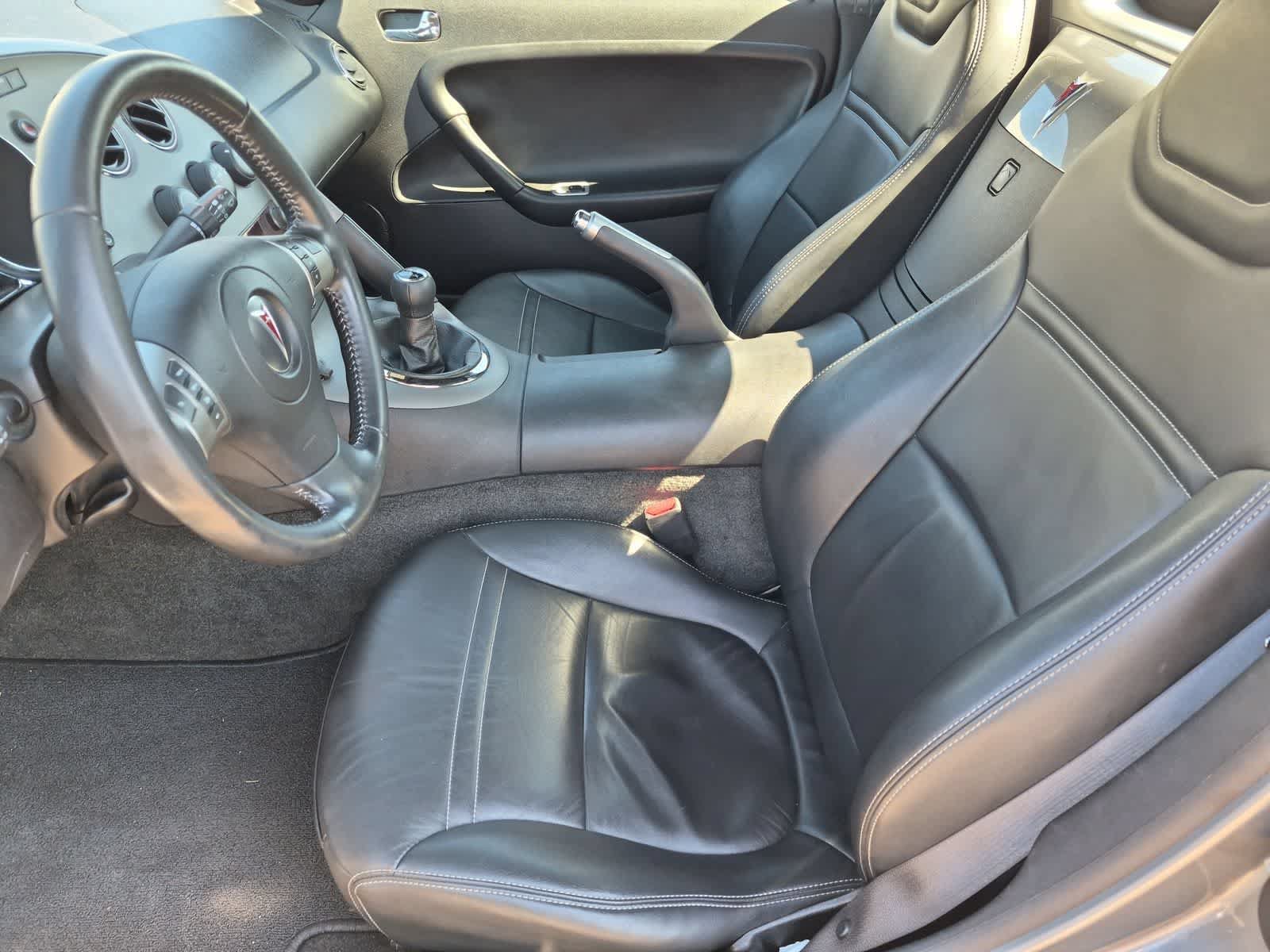 Used 2006 Pontiac Solstice Convertible w/ Premium Package RWD image 15