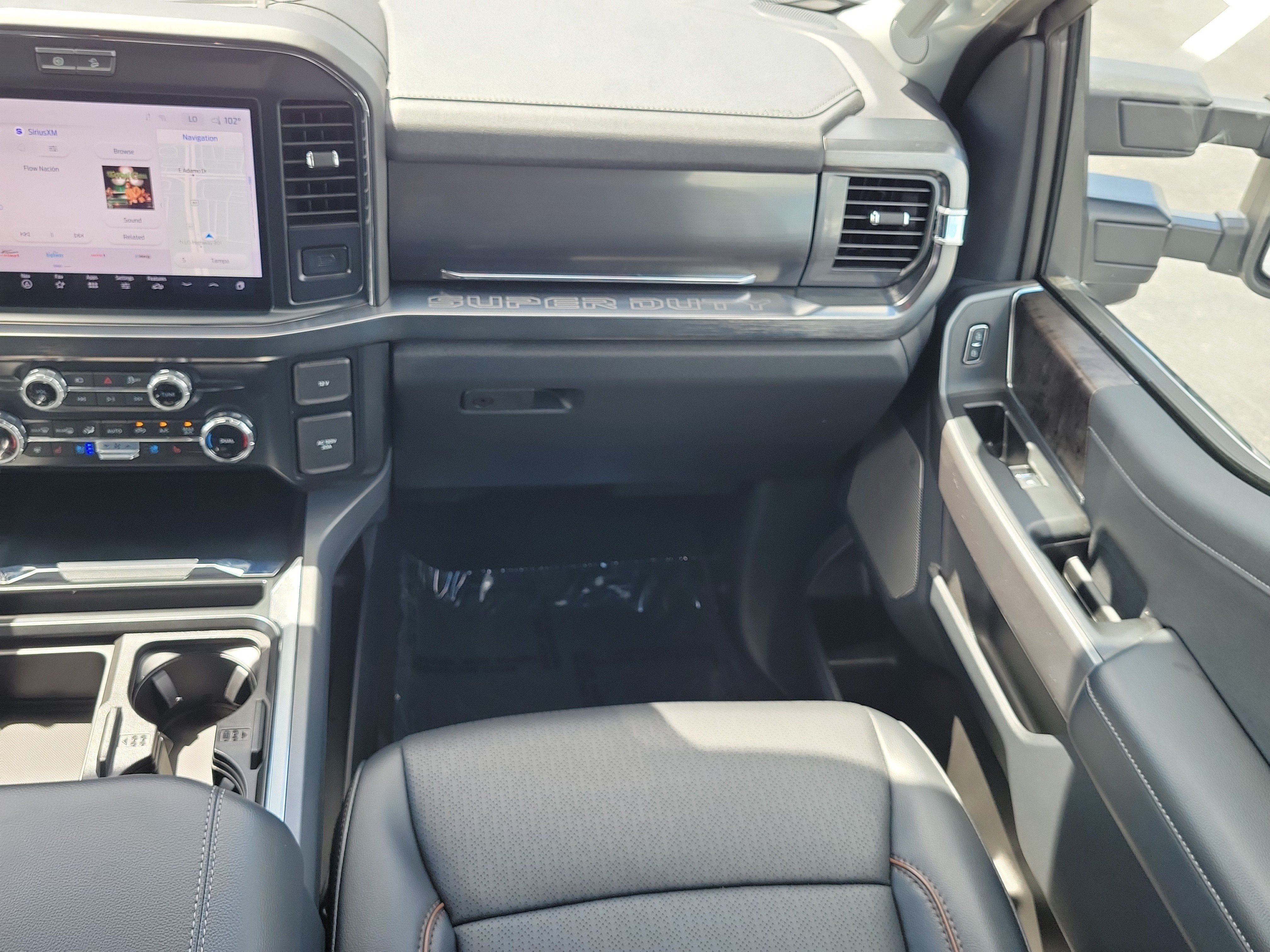 Certified 2025 Ford F250 Lariat w/ Lariat Ultimate Package AWD/4WD image 15