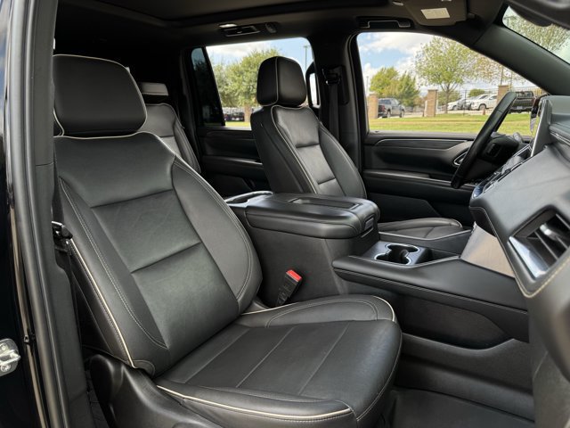 Used 2023 GMC Yukon XL SLT RWD image 32