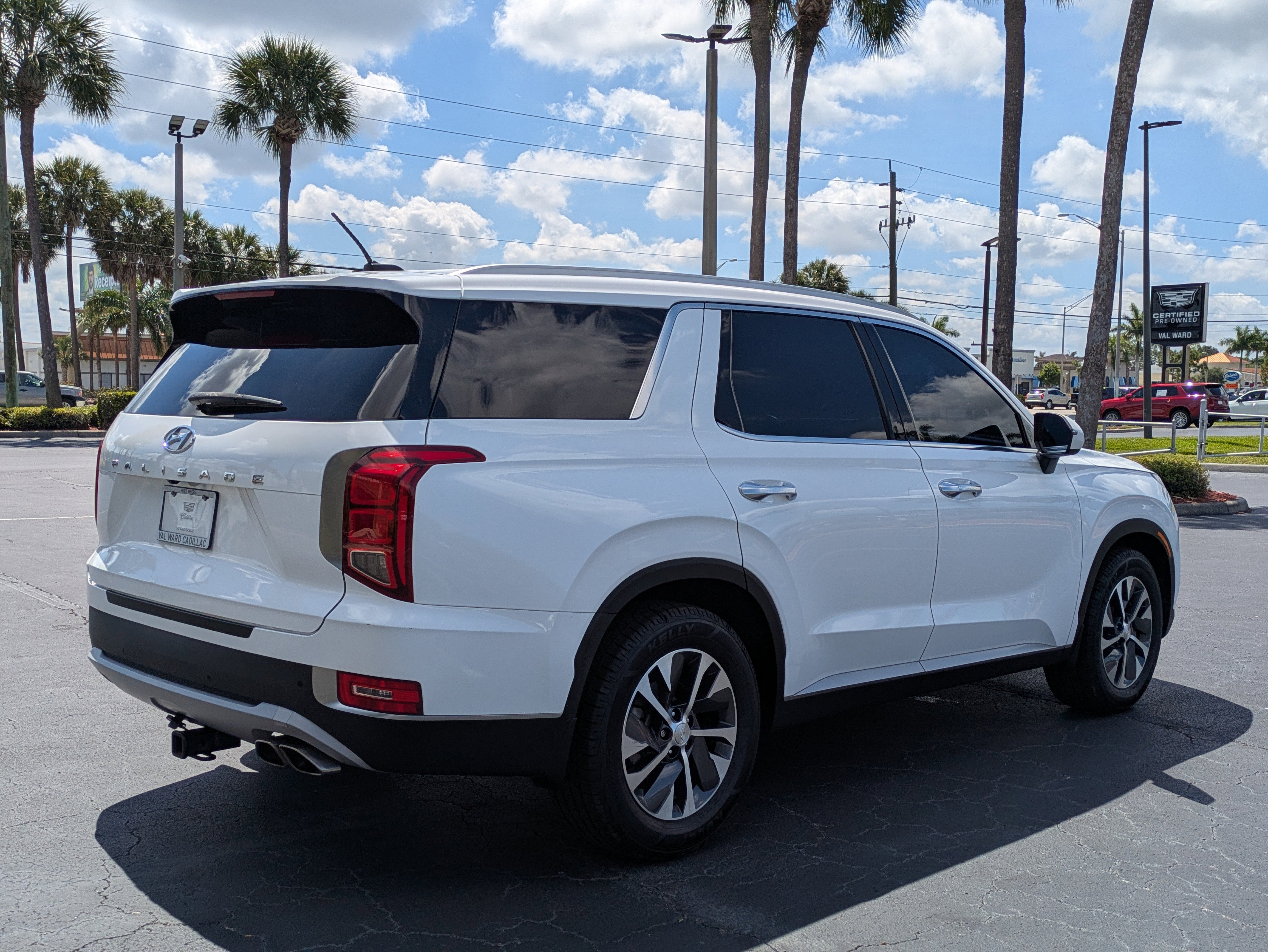 Used 2021 Hyundai Palisade SEL FWD image 6