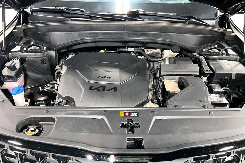 Used 2025 Kia Telluride SX Prestige X-Line image 12