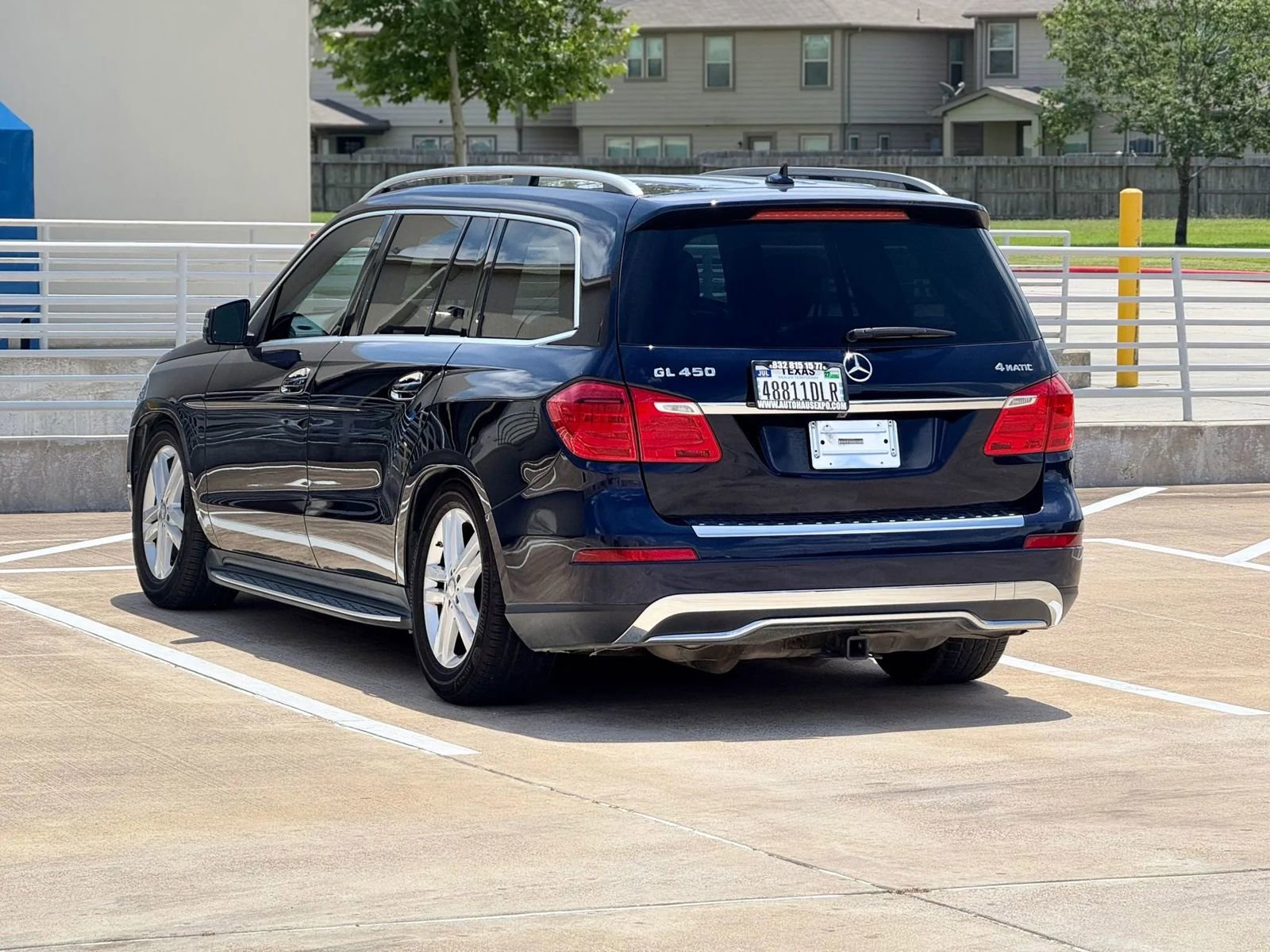 Used 2014 Mercedes-Benz GL 450 4MATIC image 9