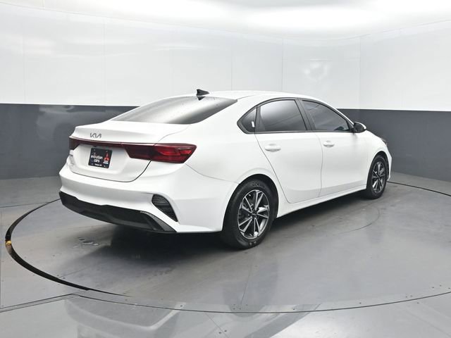 Used 2023 Kia Forte LXS image 32