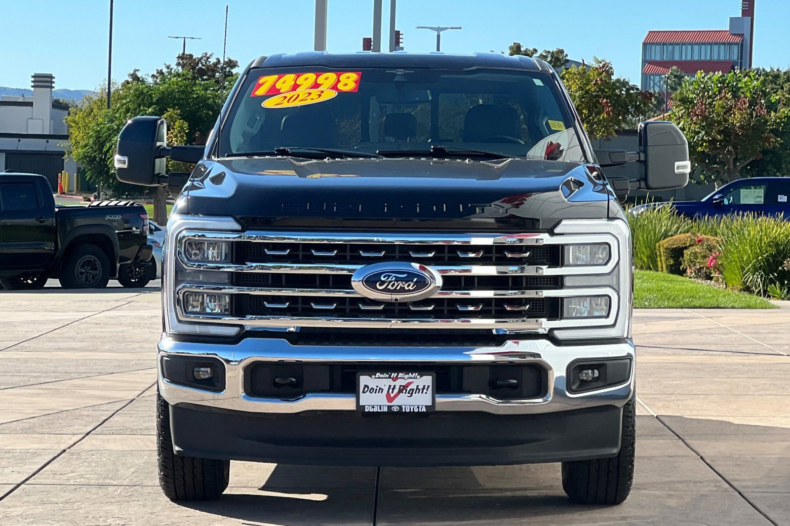 Used 2023 Ford F250 Lariat w/ FX4 Off-Road Package image 10