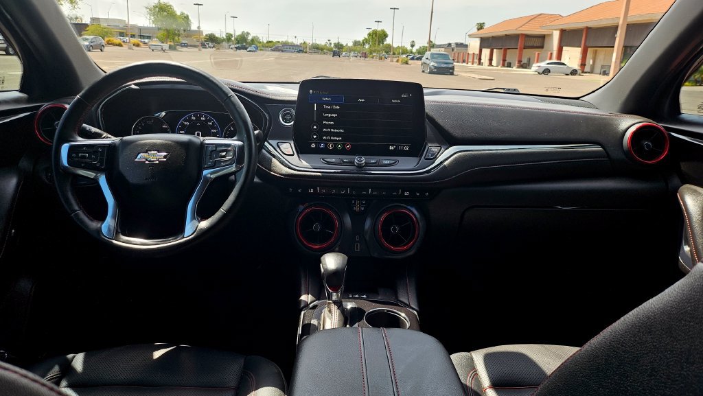 Used 2023 Chevrolet Blazer RS w/ Enhanced Convenience Package FWD image 30