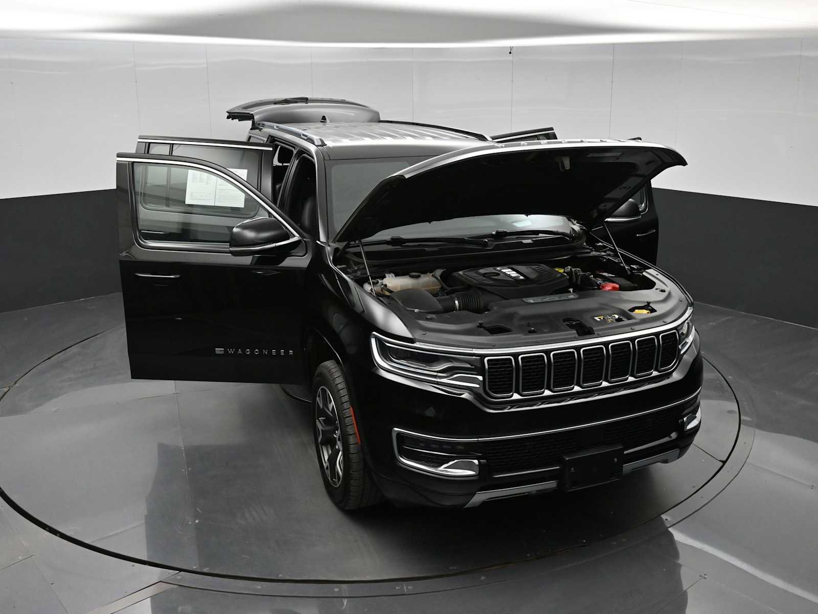 Used 2024 Jeep Wagoneer Series III AWD/4WD image 40