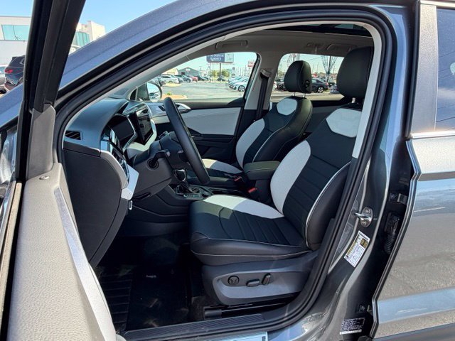New 2027 Volkswagen Taos SEL AWD/4WD image 8