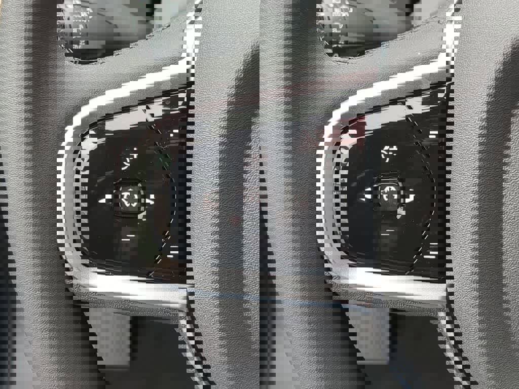 New 2026 Volvo XC60 B5 Plus w/ Protection Package Premier image 22