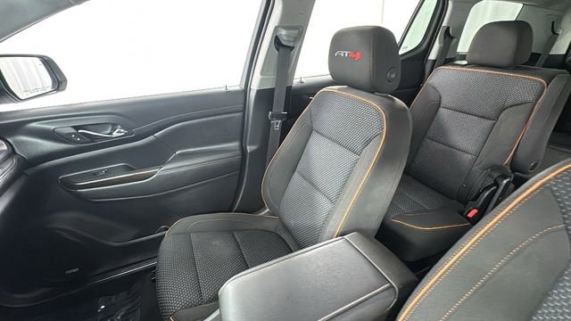 Used 2023 GMC Acadia AT4 image 13