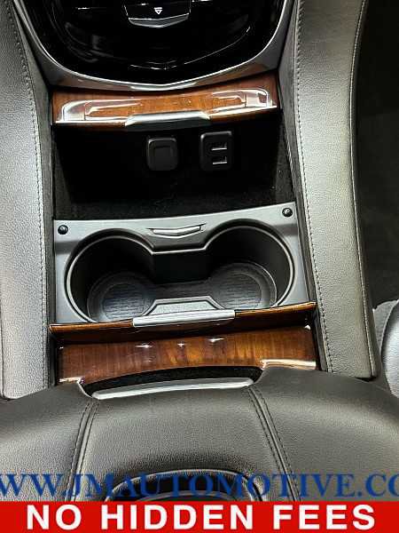 Used 2019 Cadillac Escalade ESV Luxury AWD/4WD image 22
