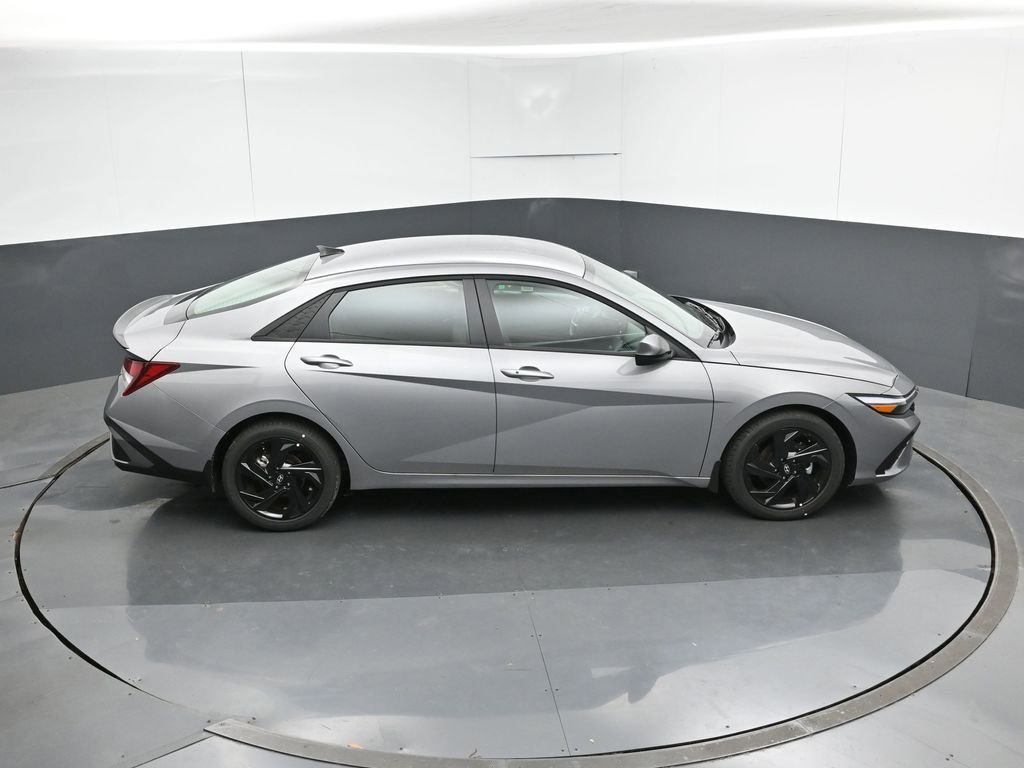 New 2026 Hyundai Elantra Sport image 22