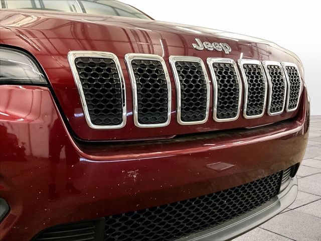 Used 2020 Jeep Cherokee Latitude Plus w/ Cold Weather Group AWD/4WD image 29