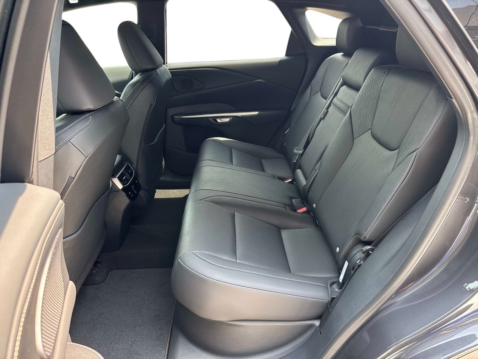 Used 2024 Lexus RX 350 Premium Plus w/ Convenience Package FWD image 14