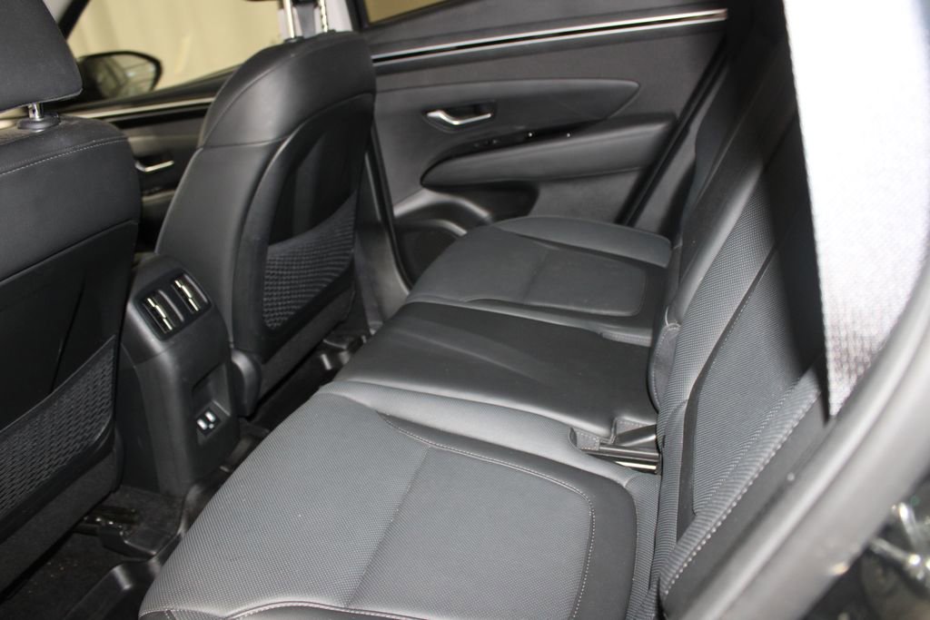 Used 2024 Hyundai Tucson Limited image 17