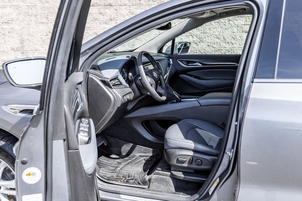 Used 2019 Buick Enclave Essence image 23