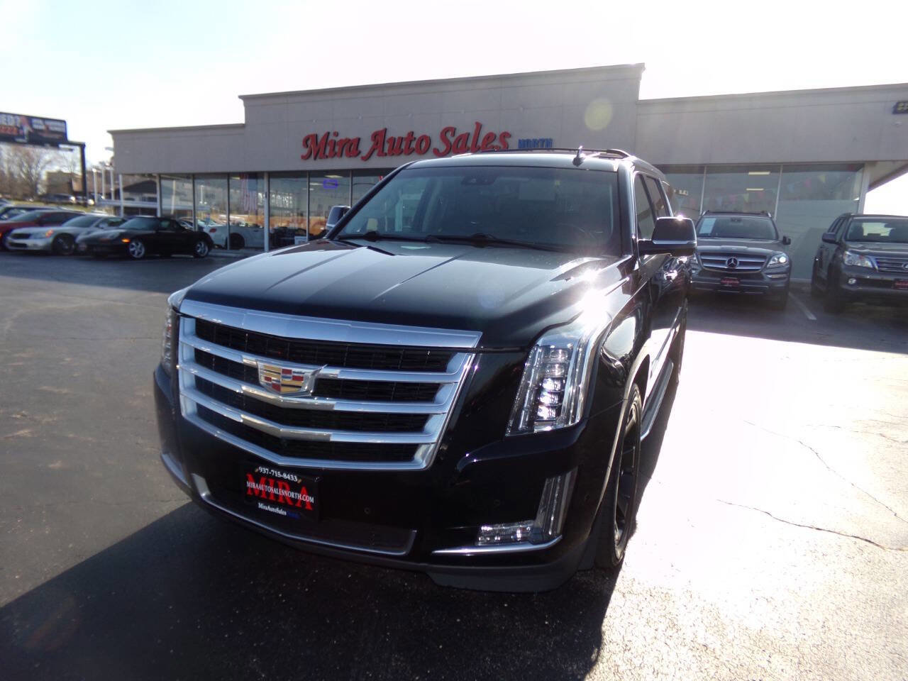 Used 2019 Cadillac Escalade ESV Luxury image 74