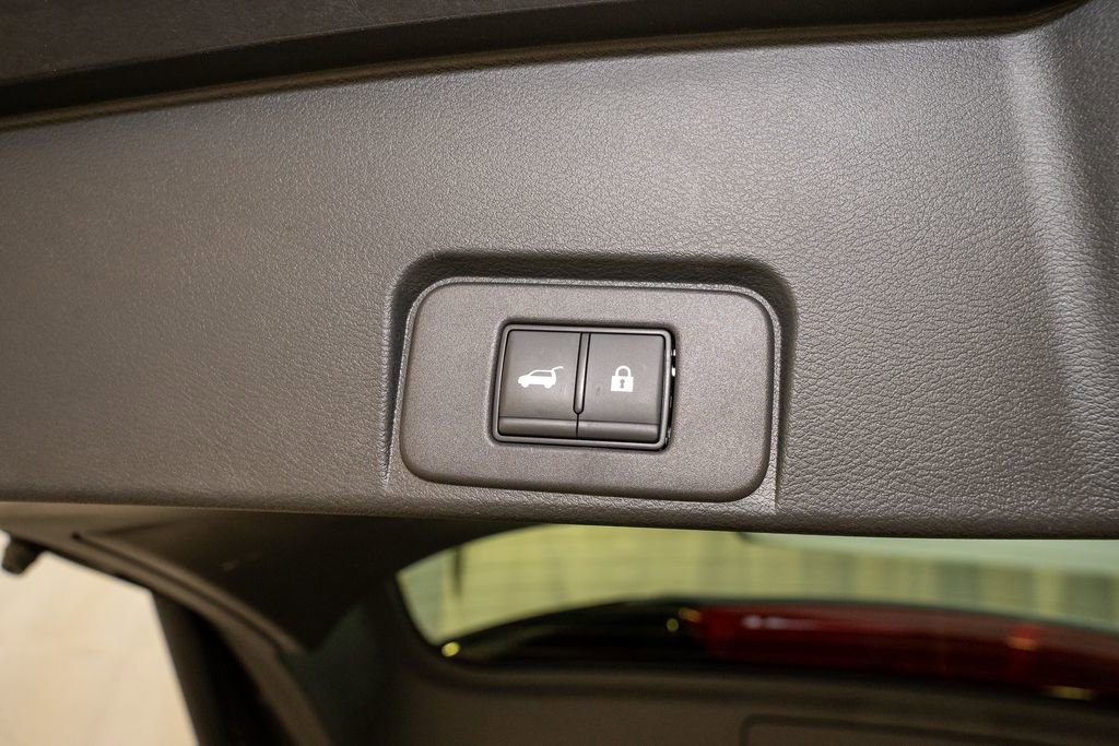 Certified 2023 Nissan Rogue SV w/ SV Premium B Package image 6