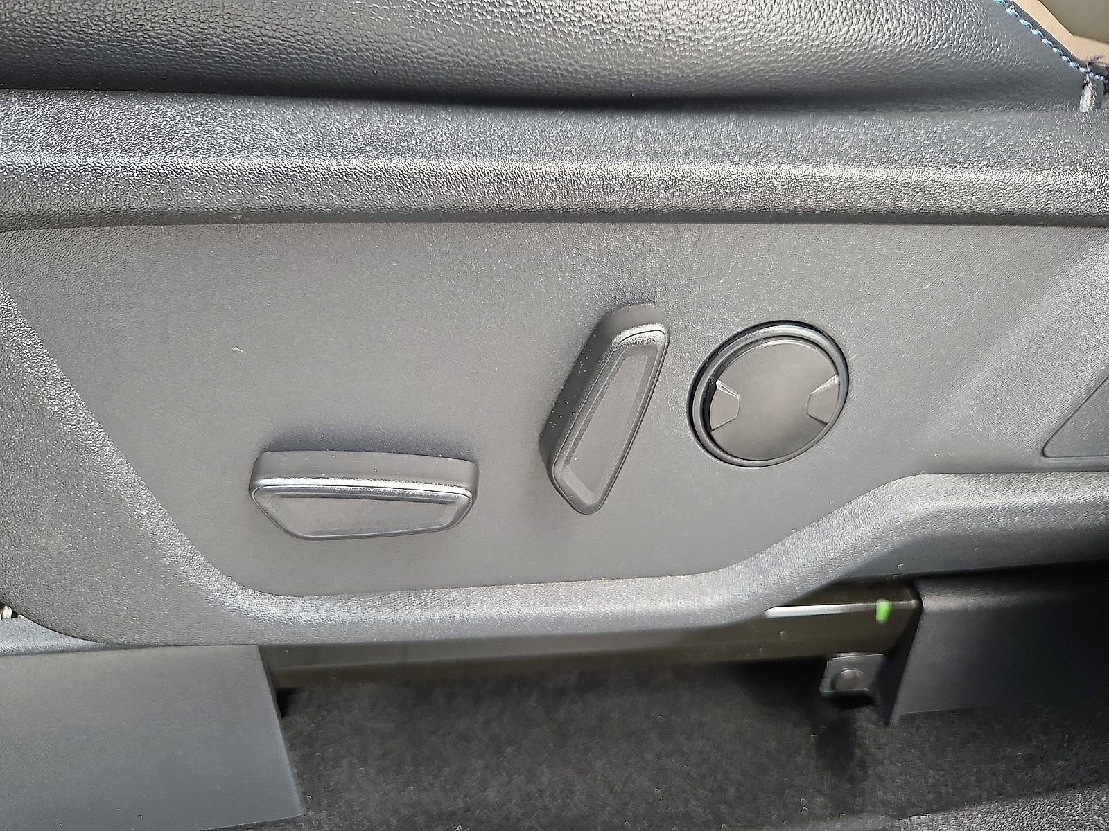 Used 2023 Ford Bronco Wildtrak AWD/4WD image 15