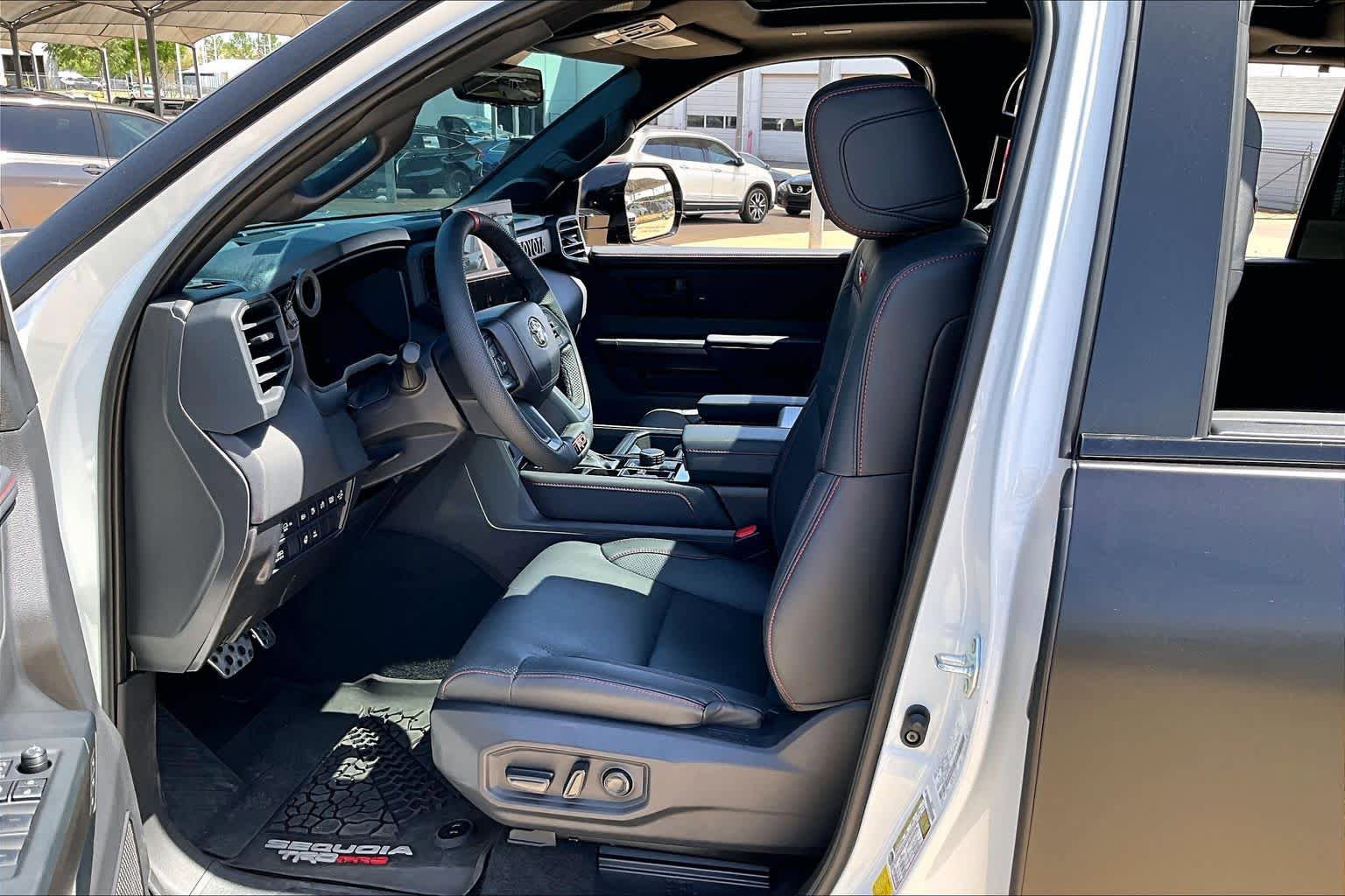Used 2026 Toyota Sequoia TRD Pro AWD/4WD image 8