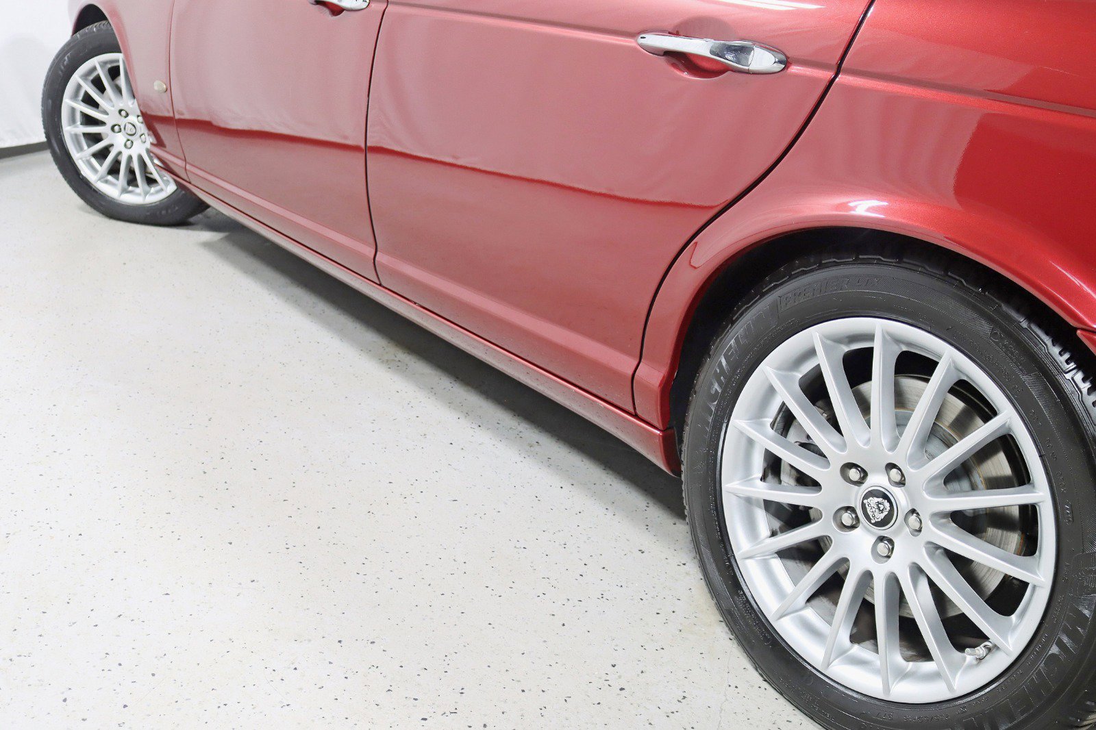 Used 2007 Jaguar XJ8 image 12