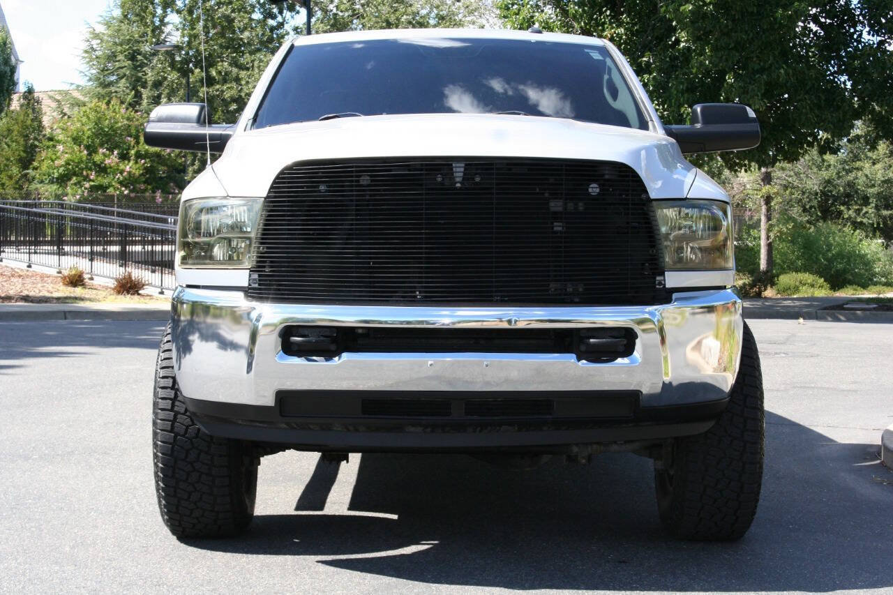 Used 2015 RAM 2500 Tradesman w/ Chrome Appearance Group AWD/4WD image 2
