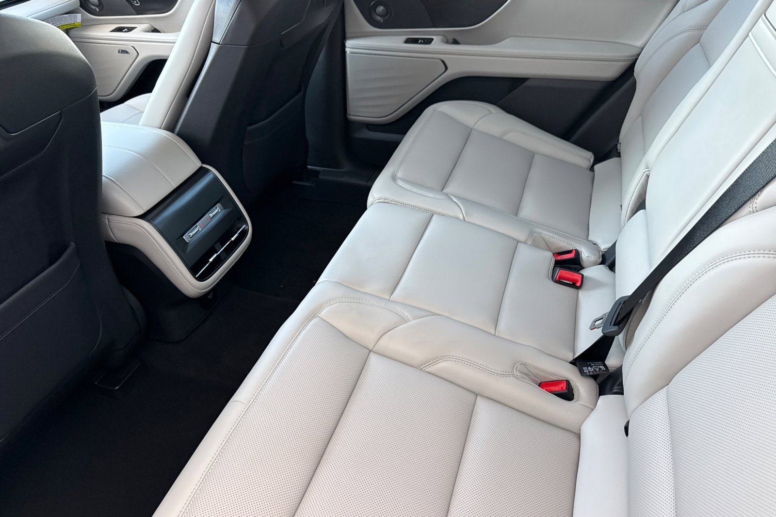 New 2026 Lincoln Nautilus Premier w/ Equipment Group 102A image 11