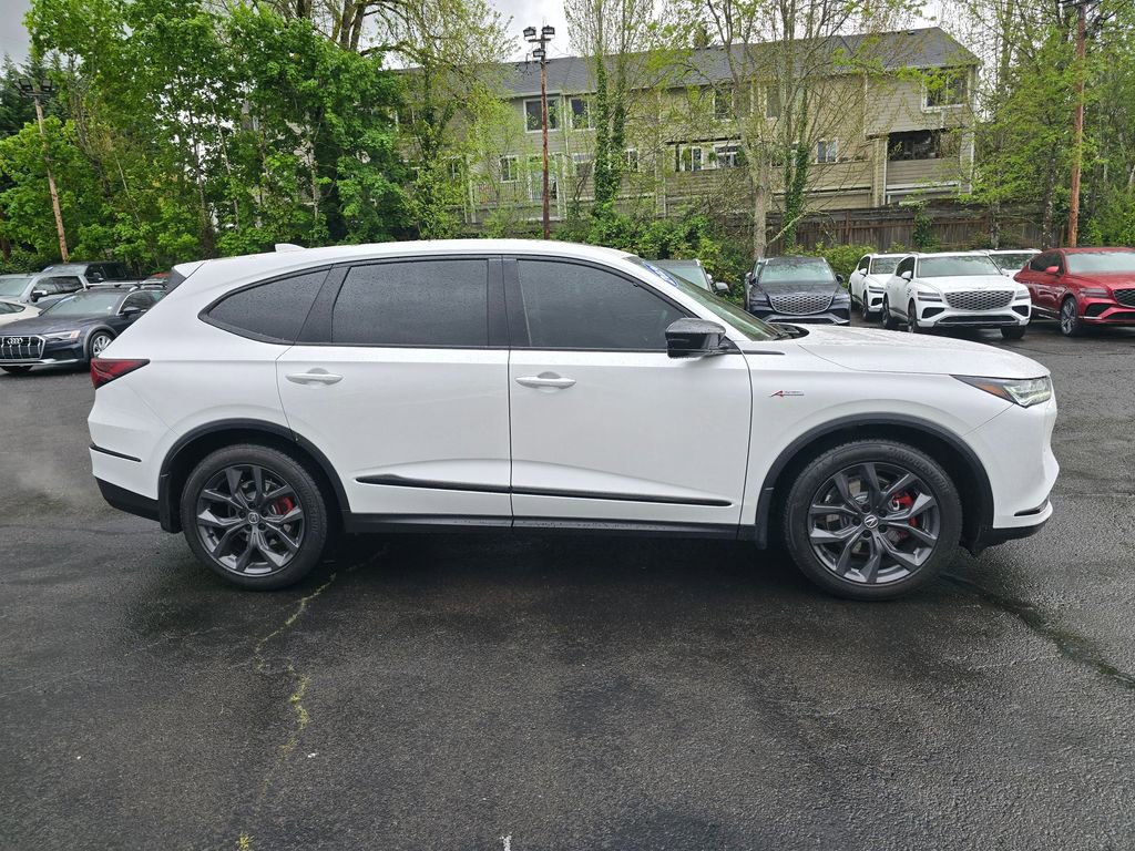 Used 2024 Acura MDX A-Spec image 2