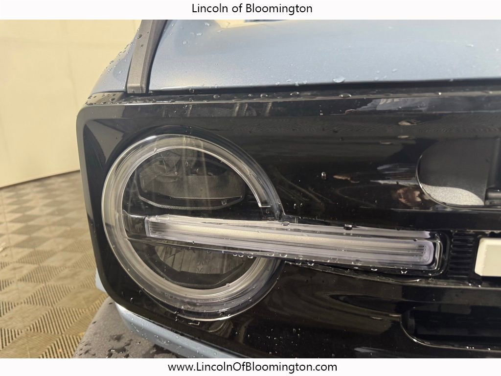 Used 2025 Ford Bronco Outer Banks AWD/4WD image 12