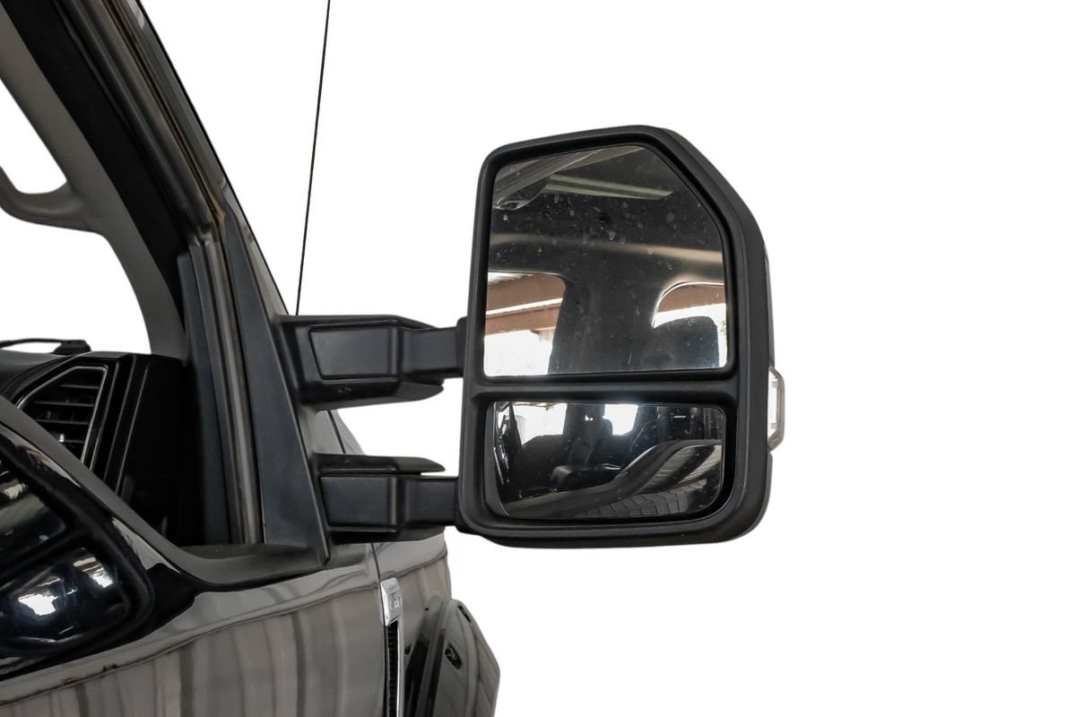 Used 2019 Ford F250 Lariat w/ Lariat Ultimate Package AWD/4WD image 41