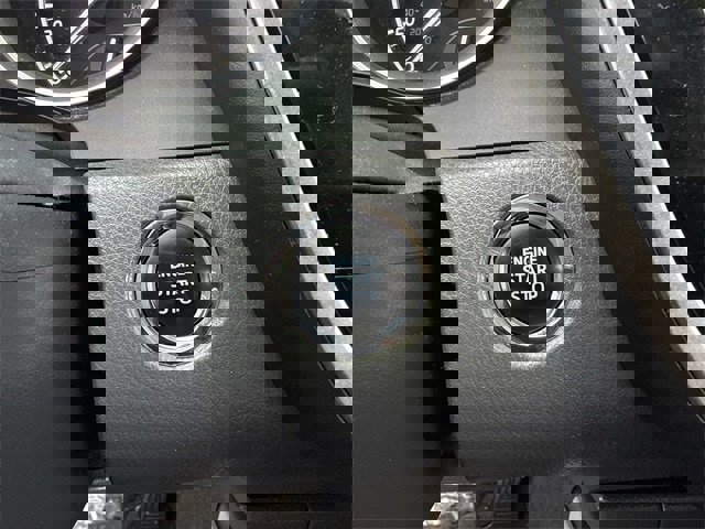 Used 2024 Toyota Camry LE w/ Convenience Package image 22