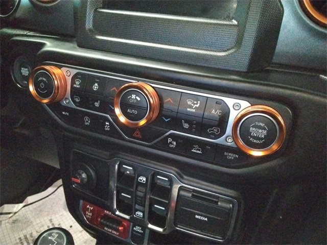 Used 2021 Jeep Gladiator Mojave w/ LED Lighting Group image 31