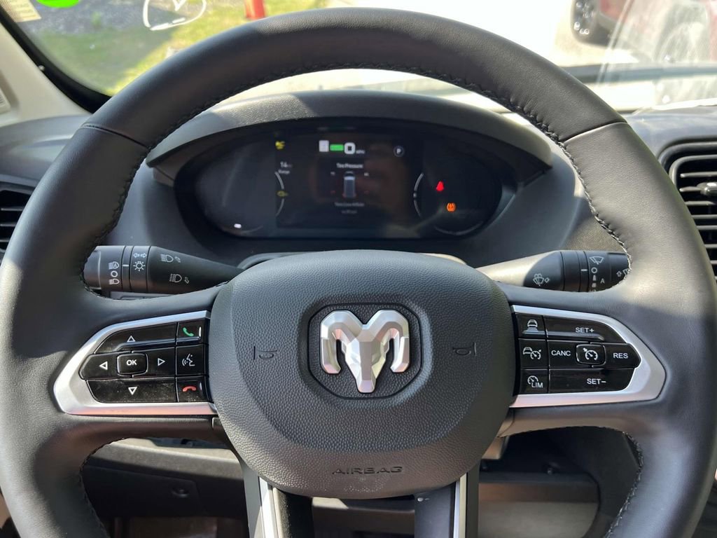 New 2024 RAM ProMaster 3500 w/ Delivery Van Package image 29