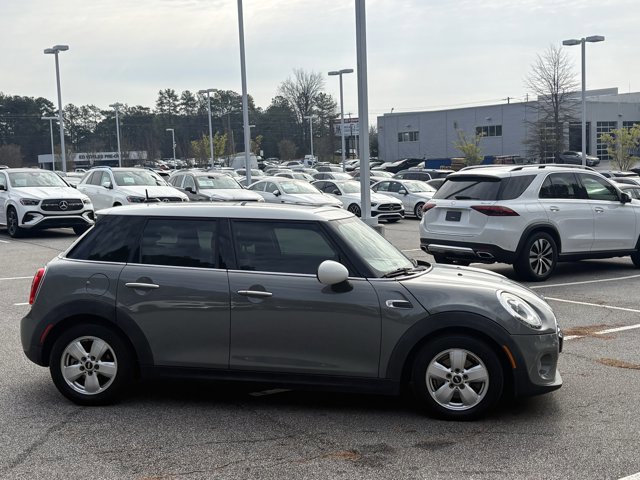 Used 2016 MINI Cooper 4-Door Hardtop image 5