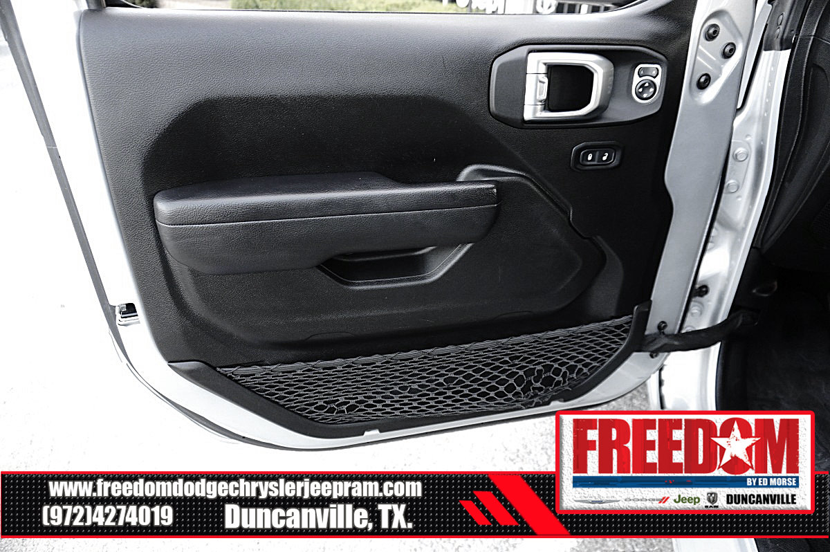 Used 2023 Jeep Gladiator Sport AWD/4WD image 38