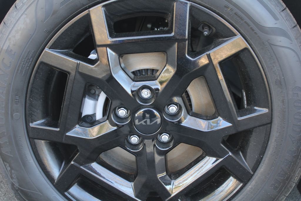 New 2026 Kia Carnival SX w/ SX Dark Edition Package image 24