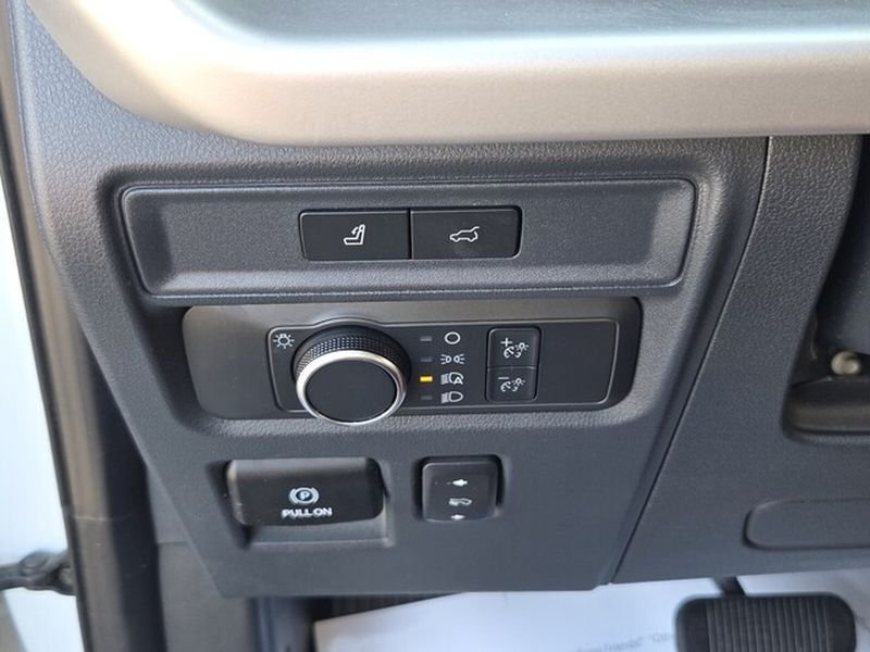 Used 2022 Ford Expedition XLT RWD image 28