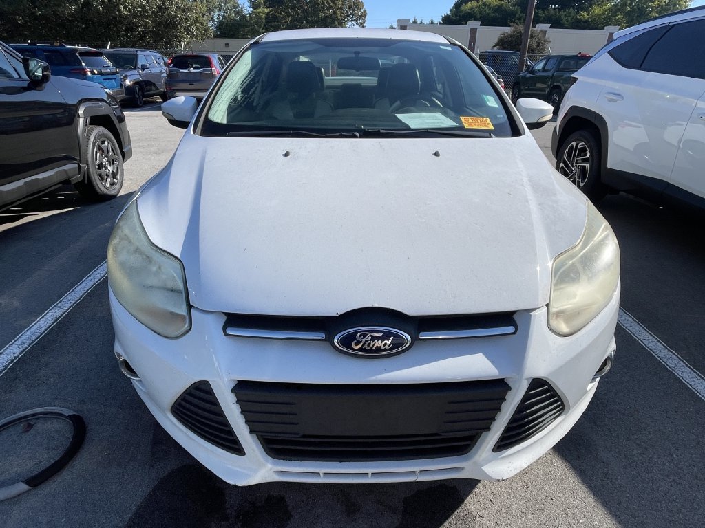 Used 2013 Ford Focus SE FWD image 2
