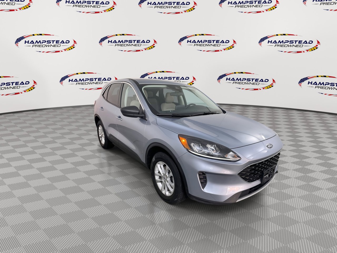 Used 2022 Ford Escape SE w/ Convenience Package image 2