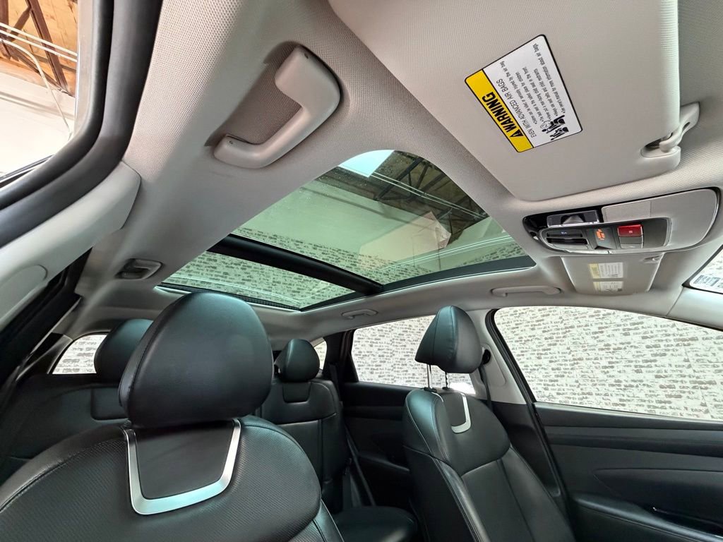 Certified 2025 Hyundai Tucson Limited image 10